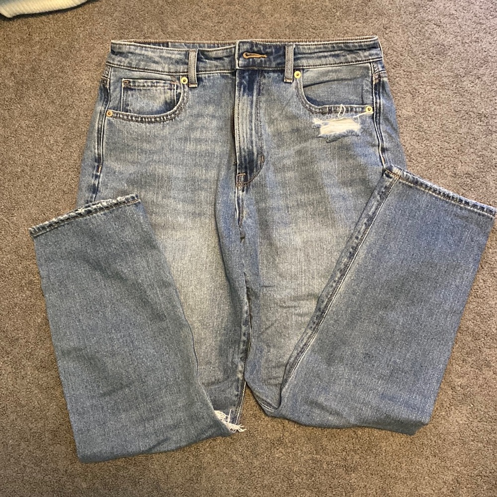 american eagle mom jeans
